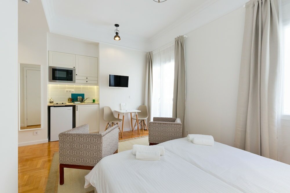 Фото Dinostratus House