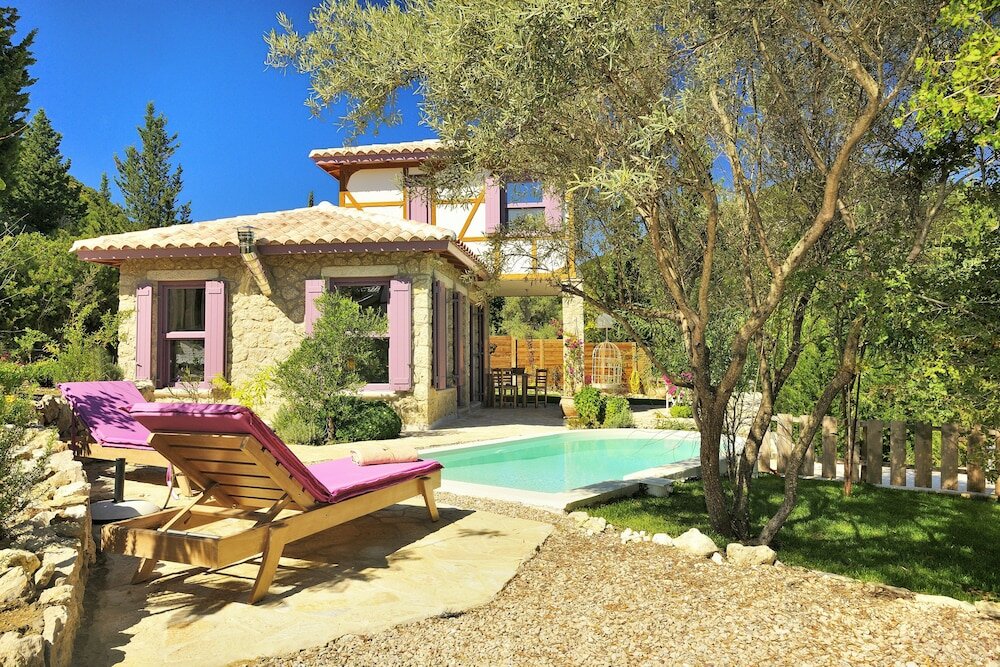 Фото Villa Orfeas- Mounty Island Villas