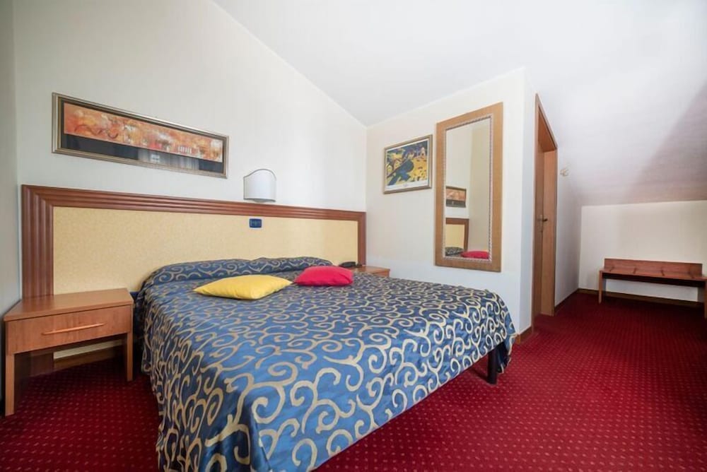 Фото Hotel Italia & Lombardi