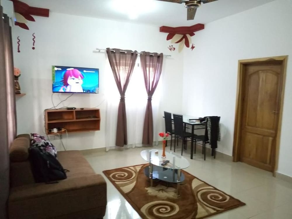 Фото Ronna apartments at Lakeside Estates