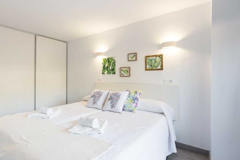 Фото Seaside Marbella Apartments