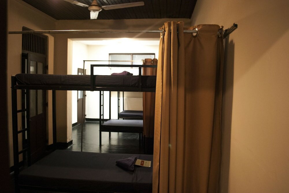 Фото The Oasis Hostel