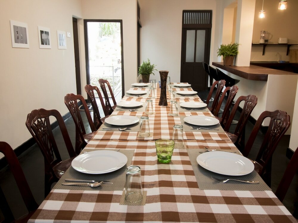 Фото The Oasis Hostel