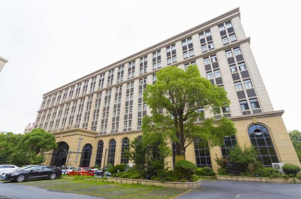 Фото Shine Apartment