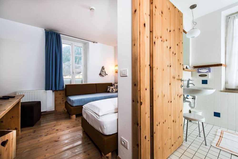 Фото Small & Lovely Hotel Zaluna