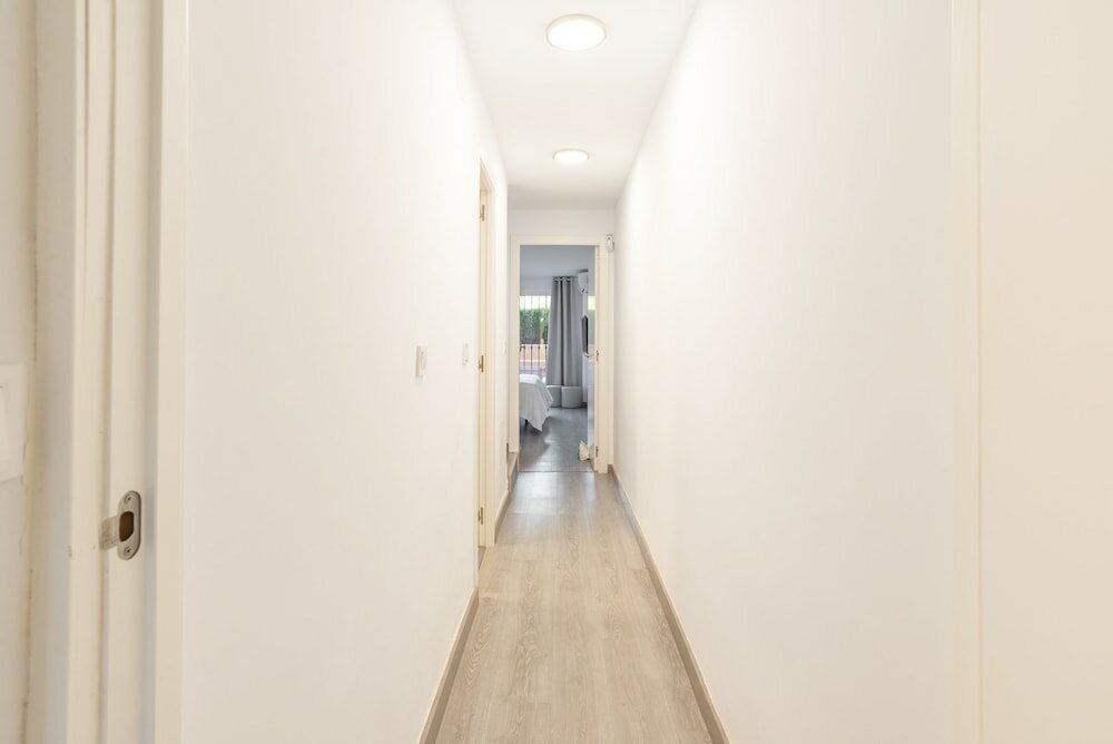 Фото Seaside Marbella Apartments