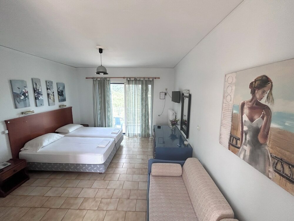 Фото Bay Holiday Hotel & SPA