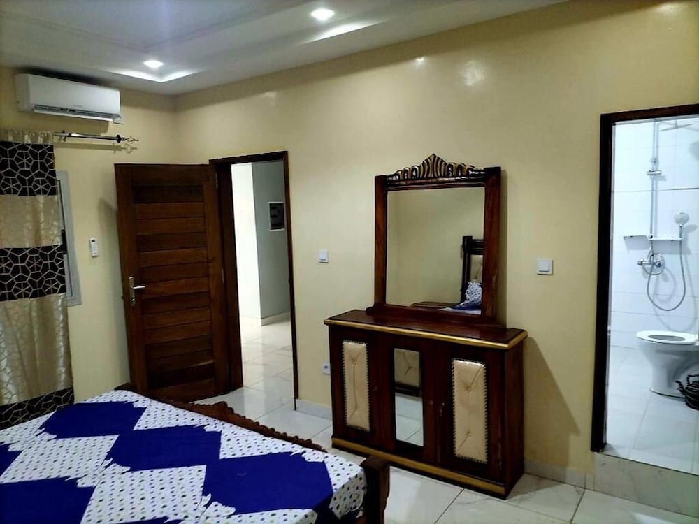 Фото Maison de vacances Cité douane Dakar