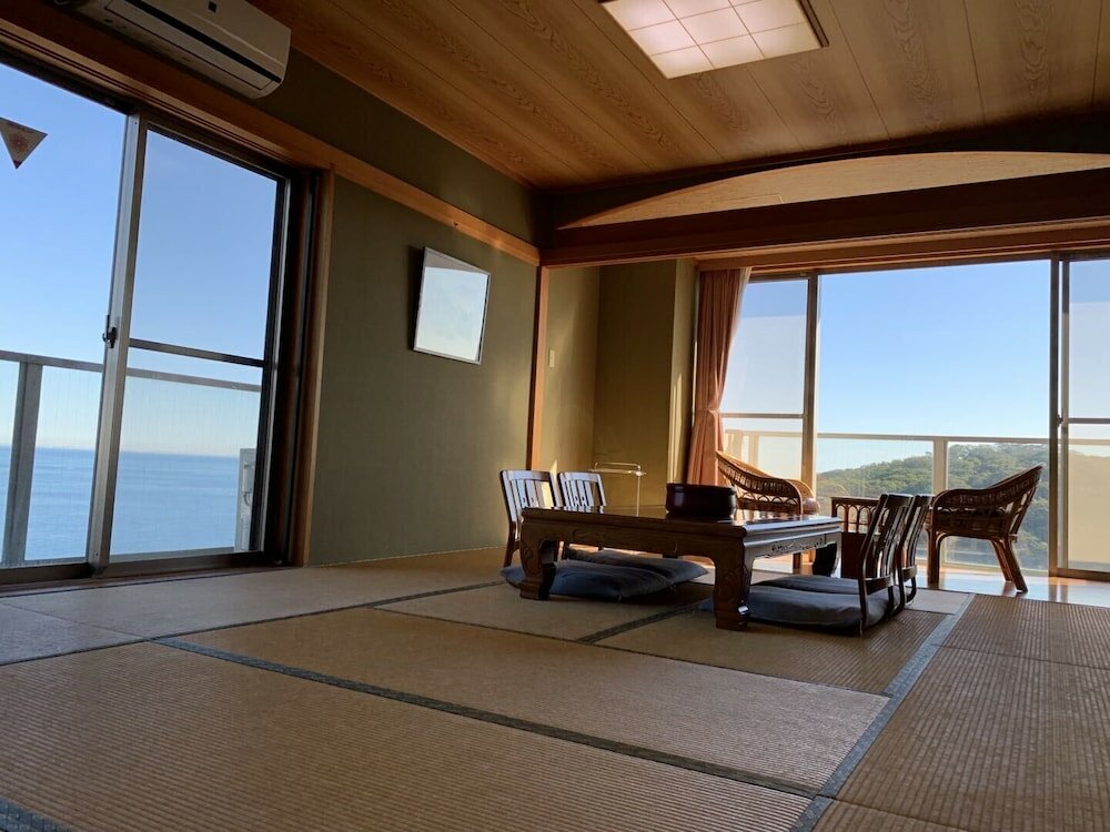 Фото Manazuru Marin