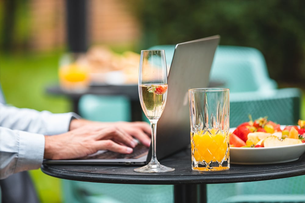 Фото Empirent Garden Suites