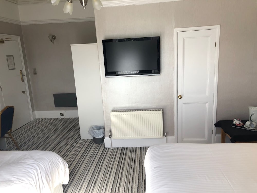 Фото The Lowenac Hotel