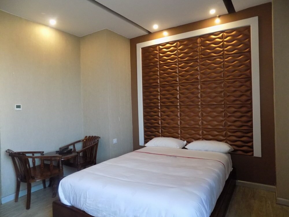 Фото Freedom City Hotel