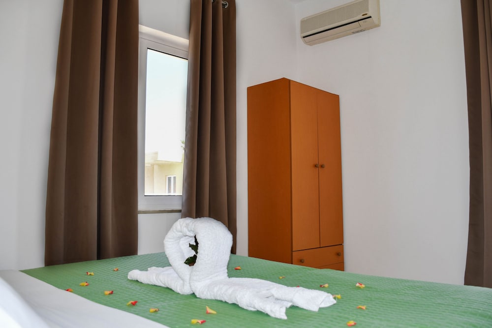 Фото Litinas Apartments