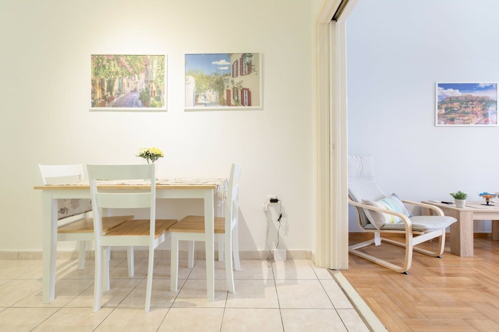 Фото Cozy Flat in hip Koukaki