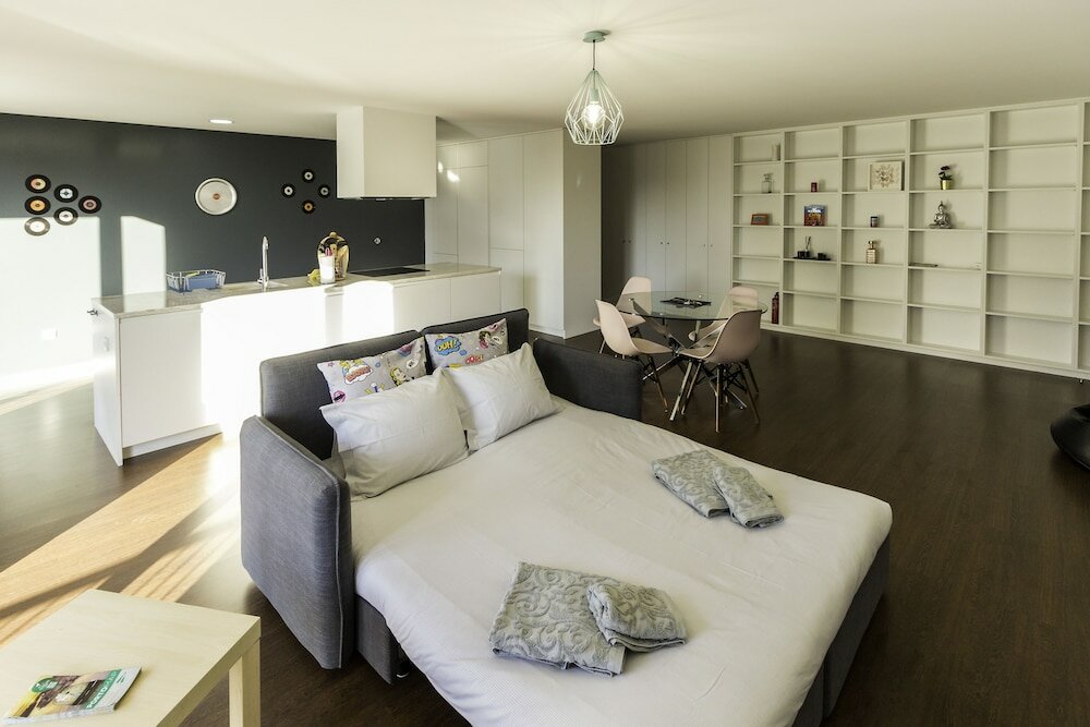 Фото Guest H4u Bonjardim Pop Art City Center