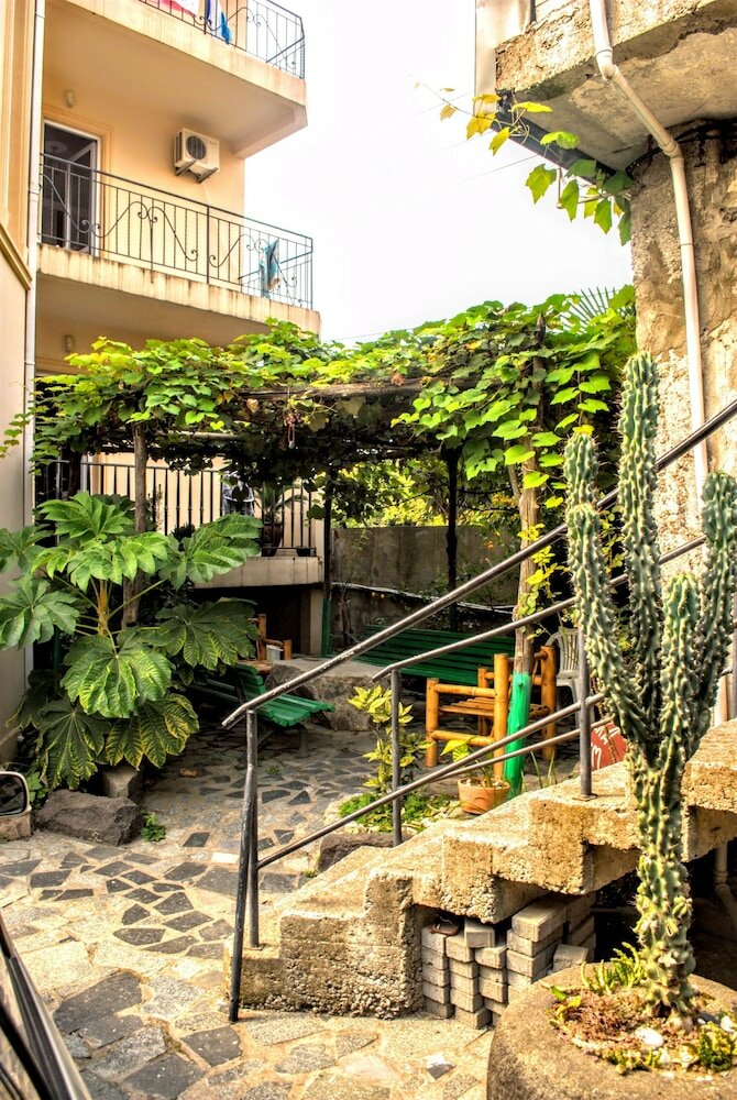 Фото Отель Амиго I