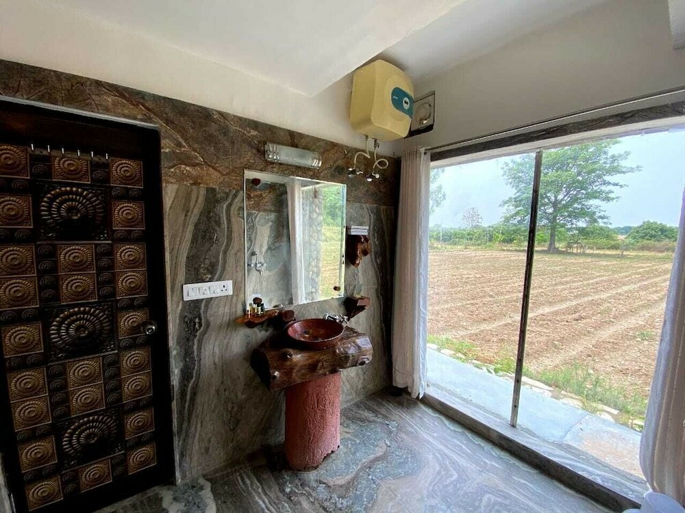 Фото Lohagarh Corbett Resort