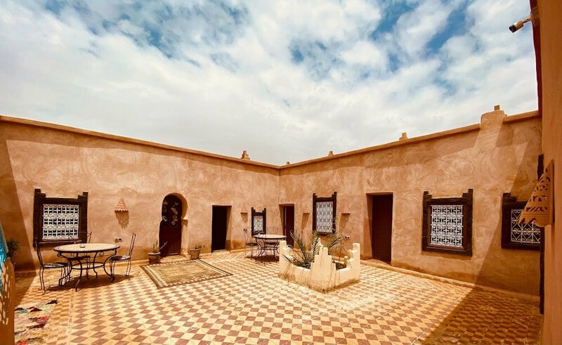 Гостиница Auberge Kasbah Des Dunes