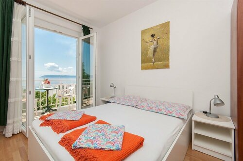 Гостиница Apartments Zorica в Тучепи