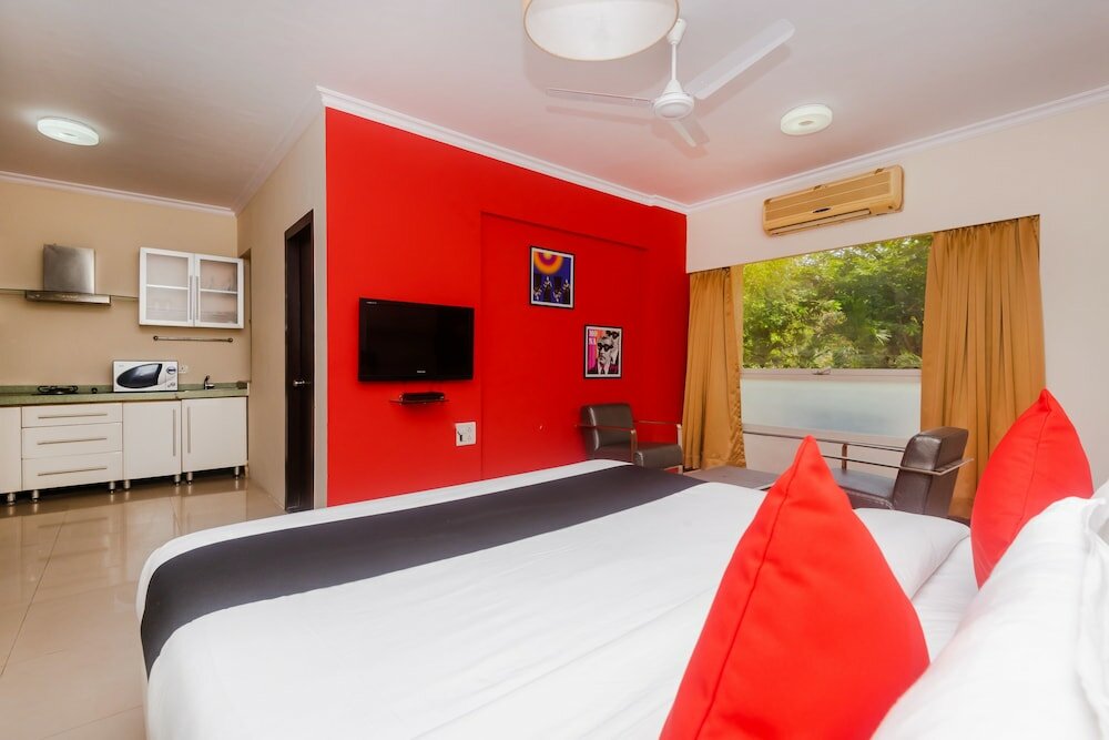 Фото Capital O 40728 Bollywood Design Hotel