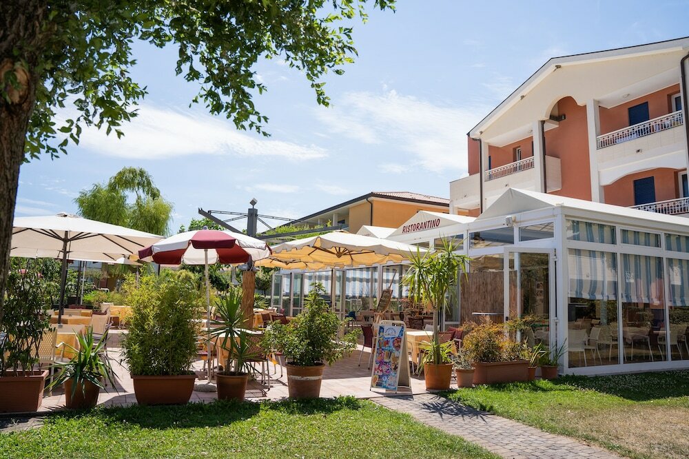 Фото Villaggio Pini