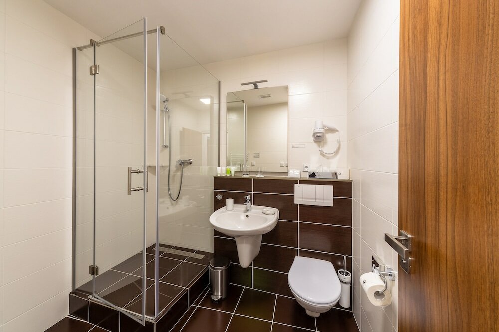 Фото Bohemia Inn Hotel