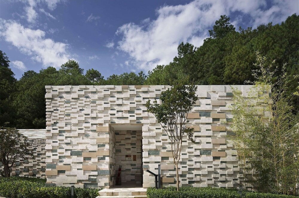 Фото The Lost Stone