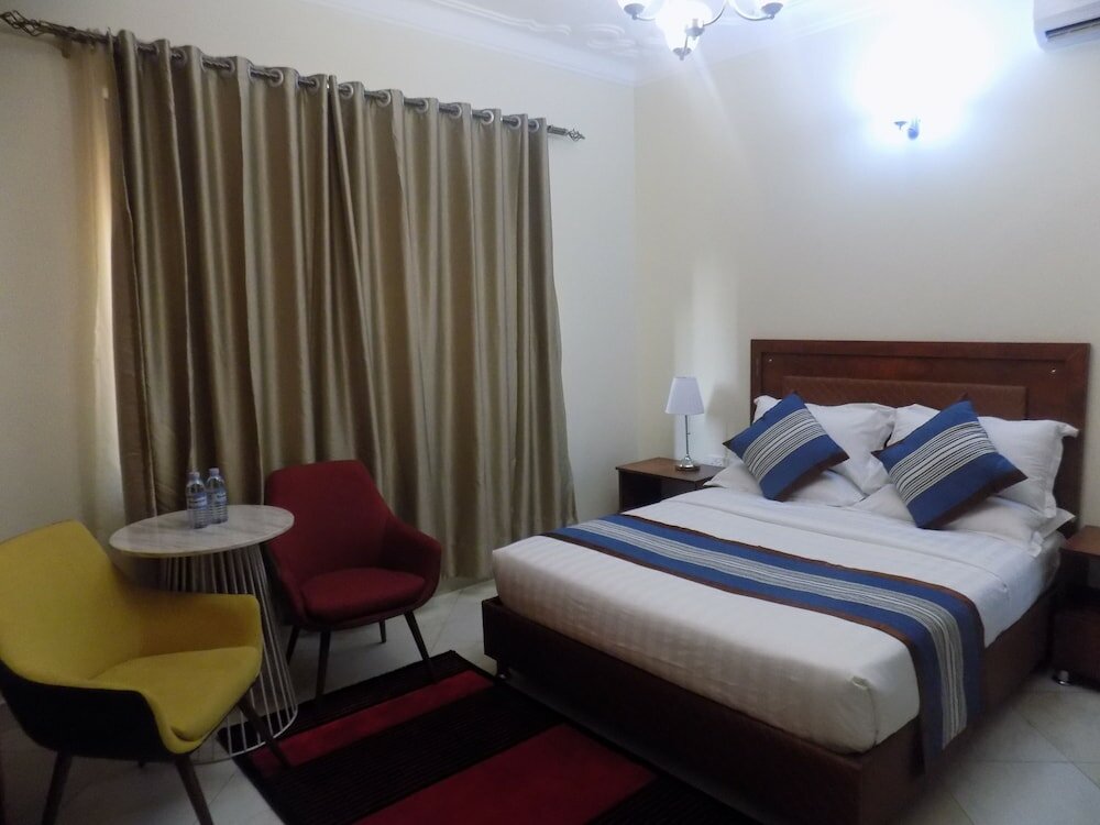 Фото Jarin Hotels