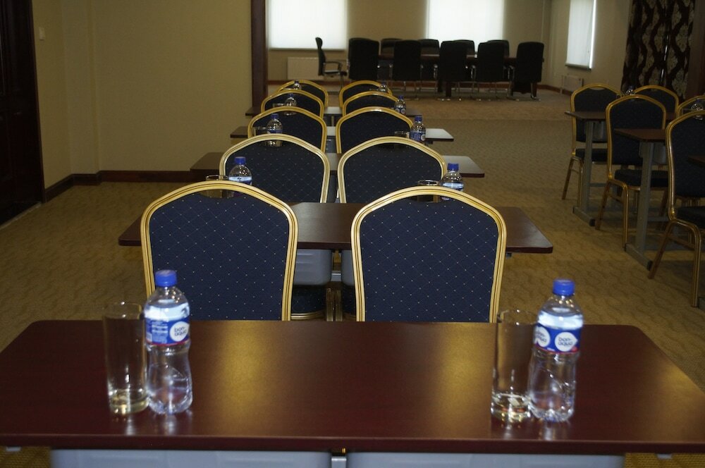 Фото Platinum Hotel