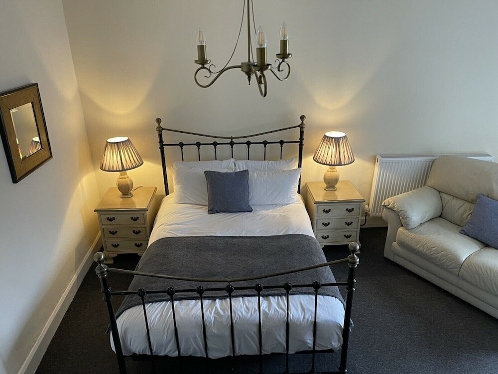 Фото The Castle Hotel