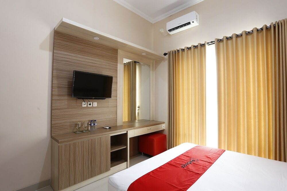 Фото RedDoorz @ Condong Catur 3