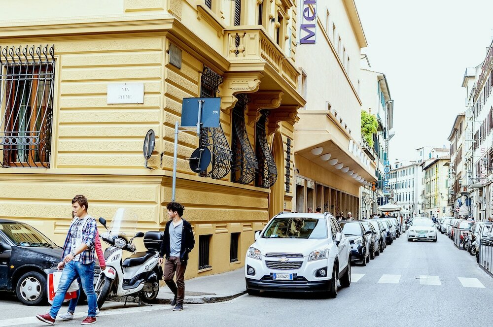 Фото отеля 3