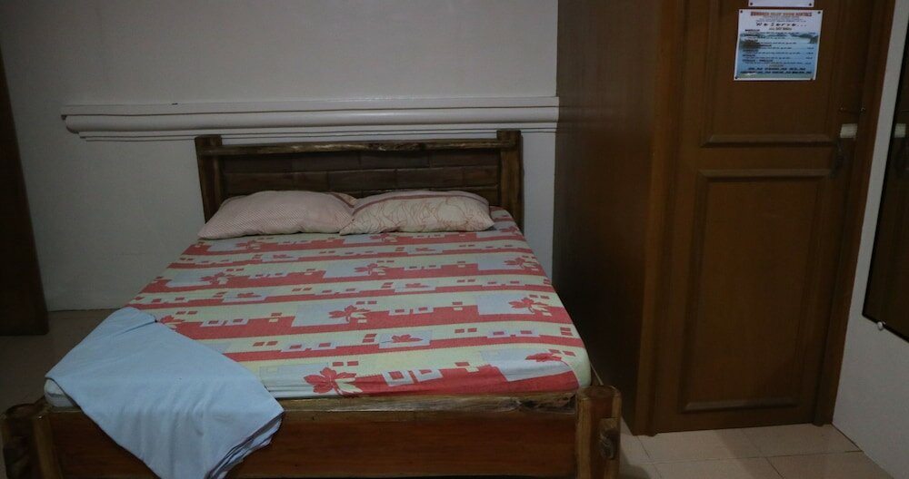 Фото Hundred Isles' Room Rentals and Transient House