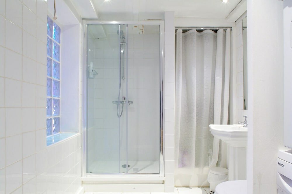 Фото The London Agent Camden Real Find