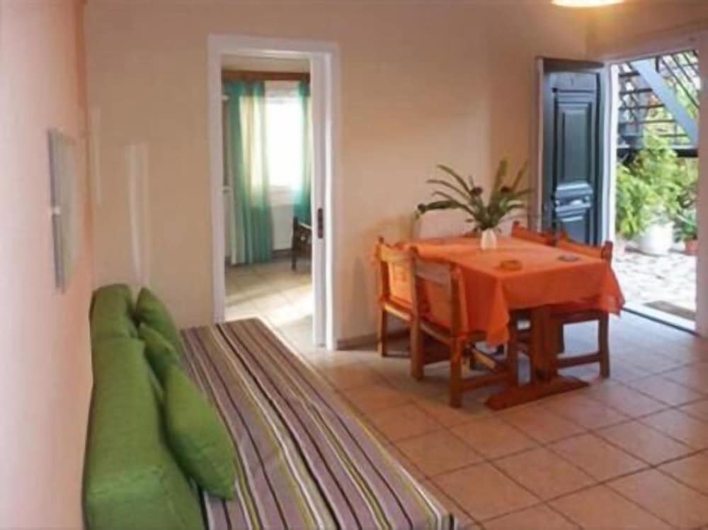 Фото Katerina Pool Apartments