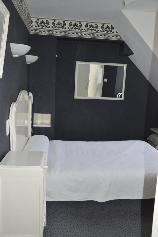 Фото Hôtel Victor Hugo