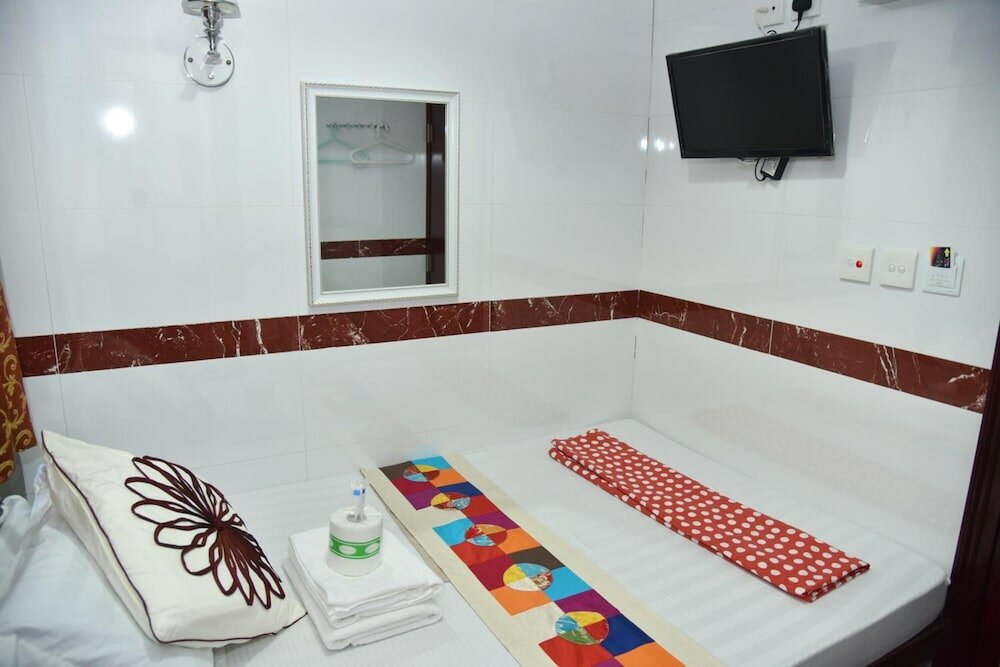 Фото Traveller's Hostel