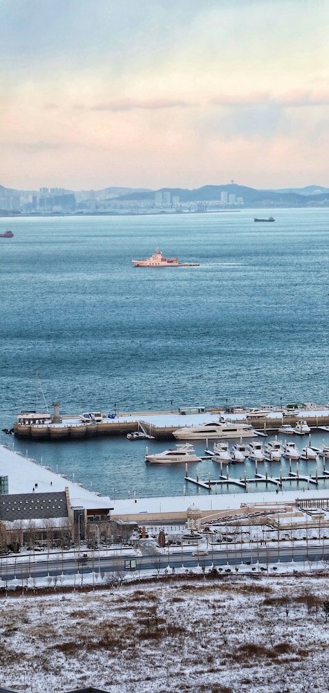 Фото Fraser Suites Dalian