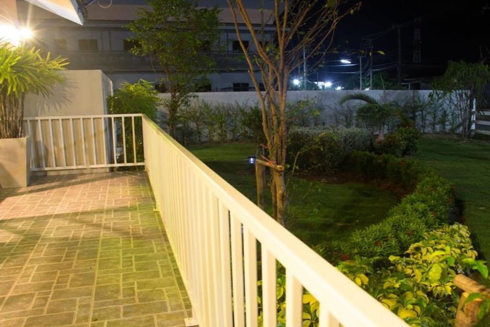 Фото Sweet Mango Resort