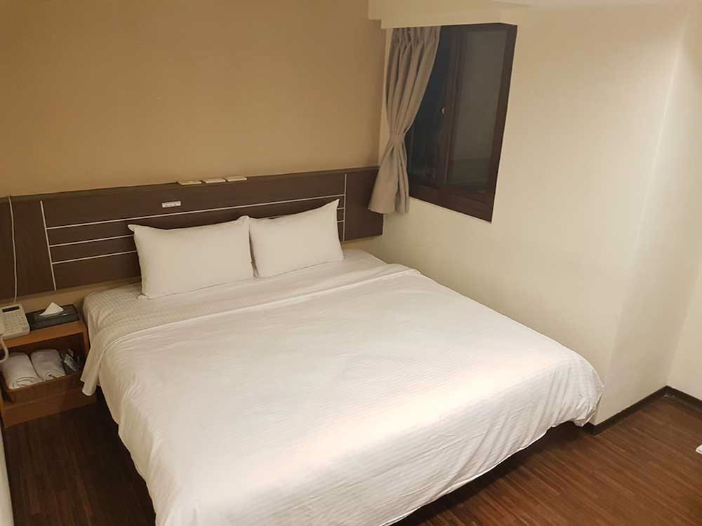 Фото Jhong-Sing Hotel