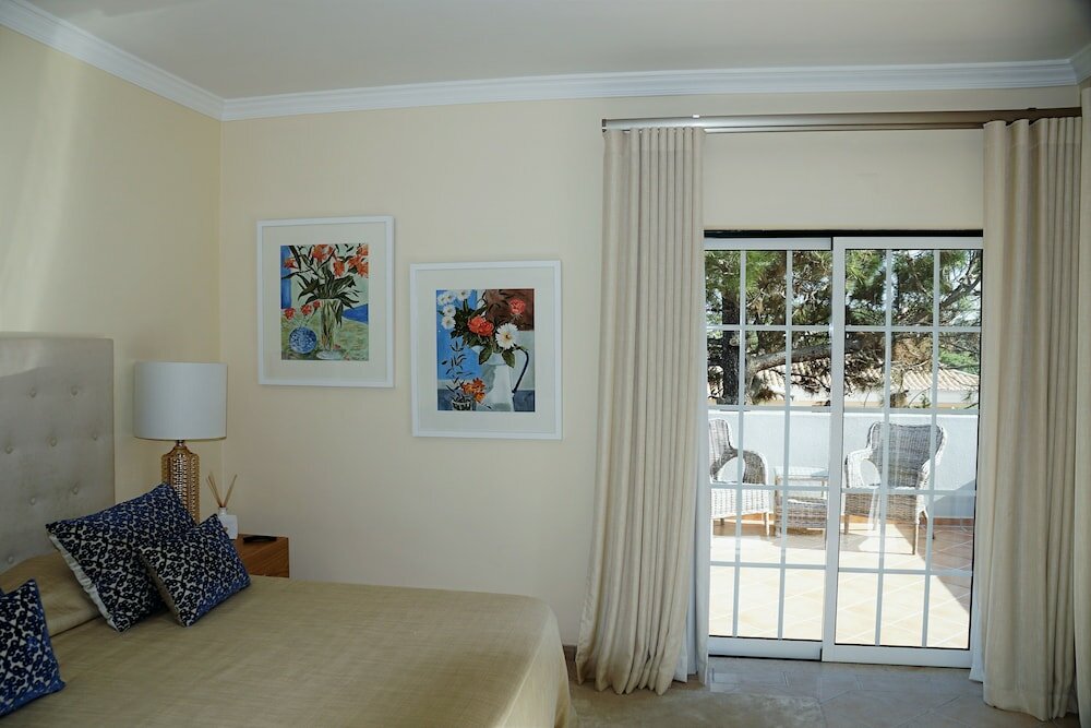 Фото Charming Exceptional Villa in Algarve