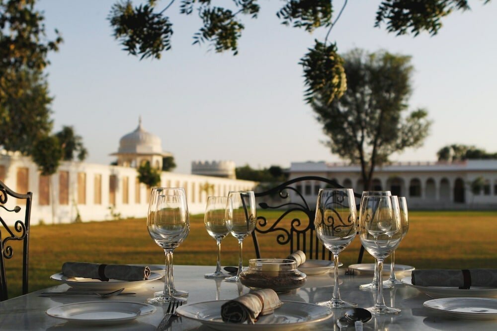 Фото Talabgaon Castle