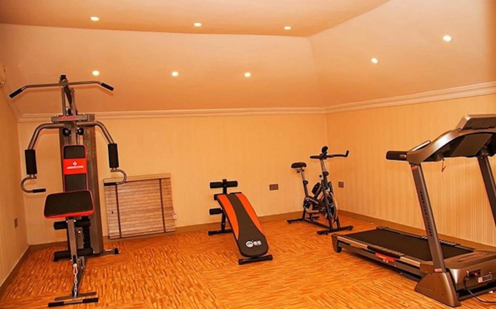 Фото Lakeem Suites - Agboyin Surulere