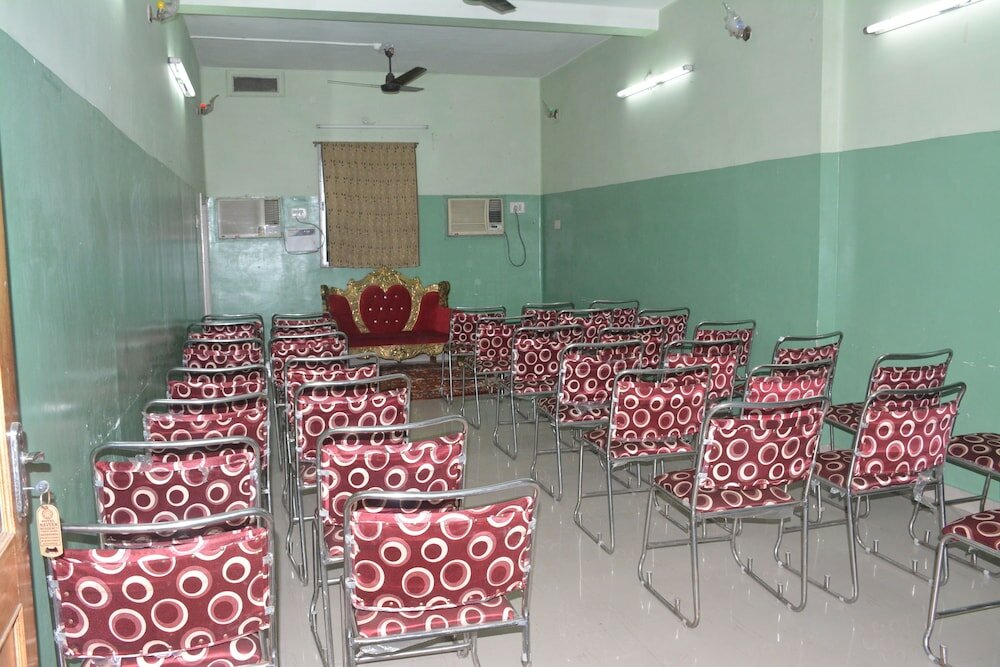 Фото Hotel Naveen Residency