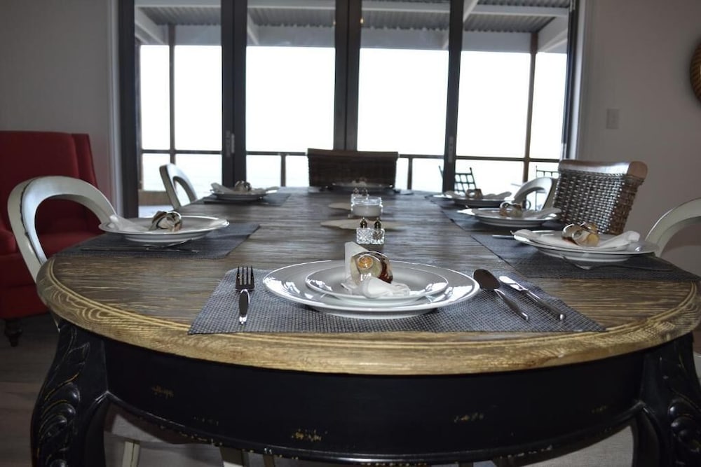 Фото Oceans Drift Guest House - Adults Only