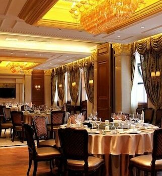 Фото Chongqing Auwi Hotel