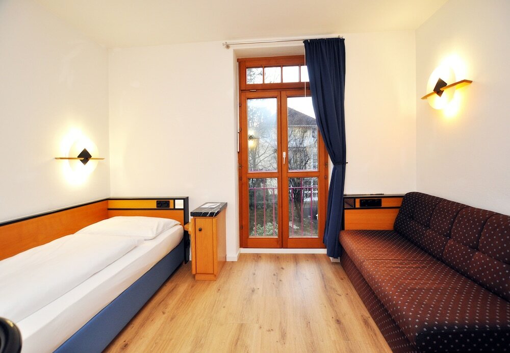 Фото Hotel Villa Waldperlach