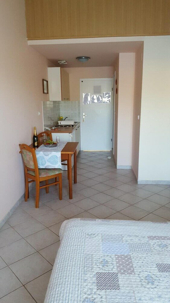 Фото Apartments Marija Lastovo