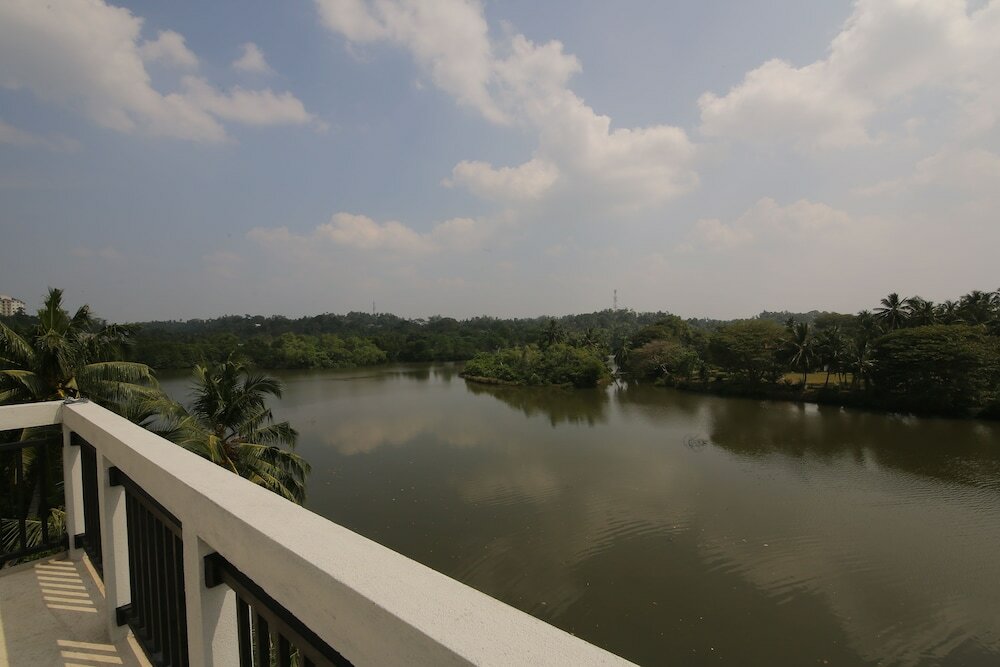 Фото Ocean Gate Galle