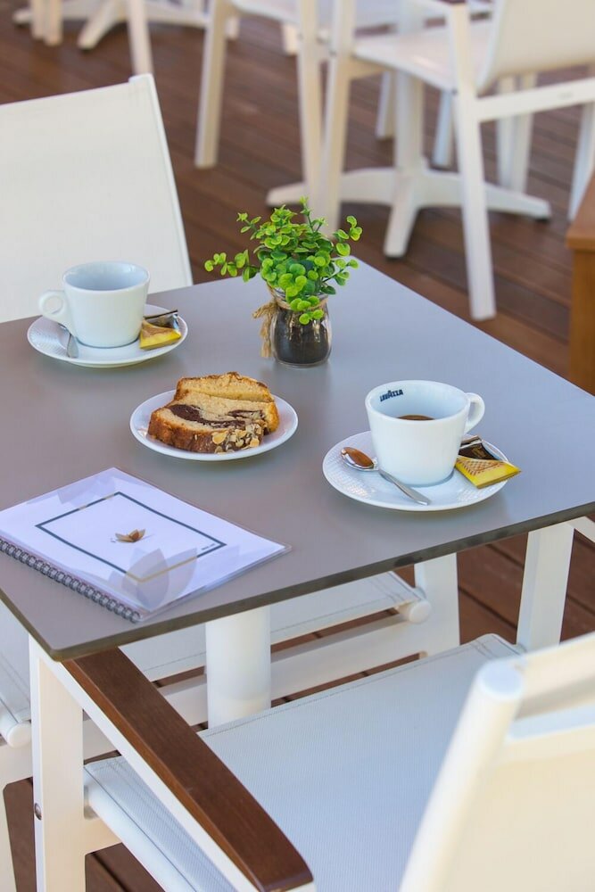 Фото Lobelia Luxury Suites